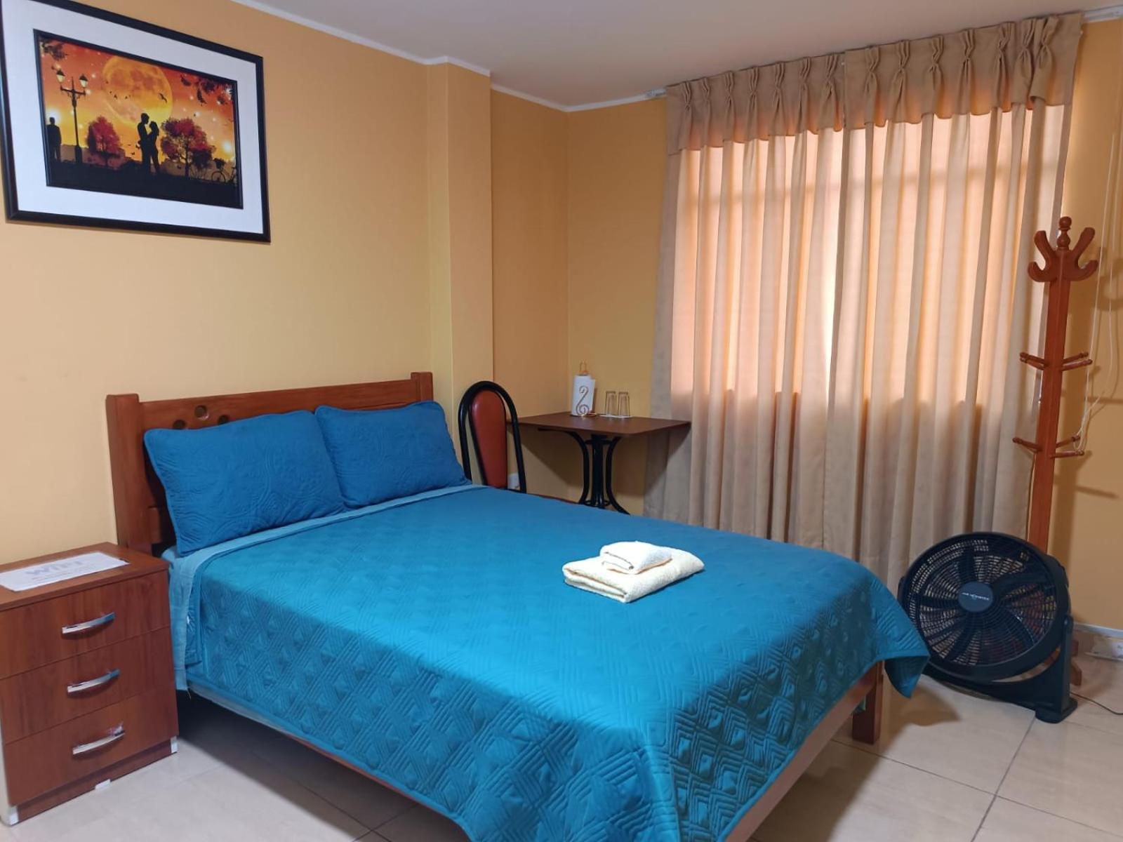 Ferienwohnung Right Across From The Airport - Free Shuttle - A Y J Familia Lima Zimmer foto