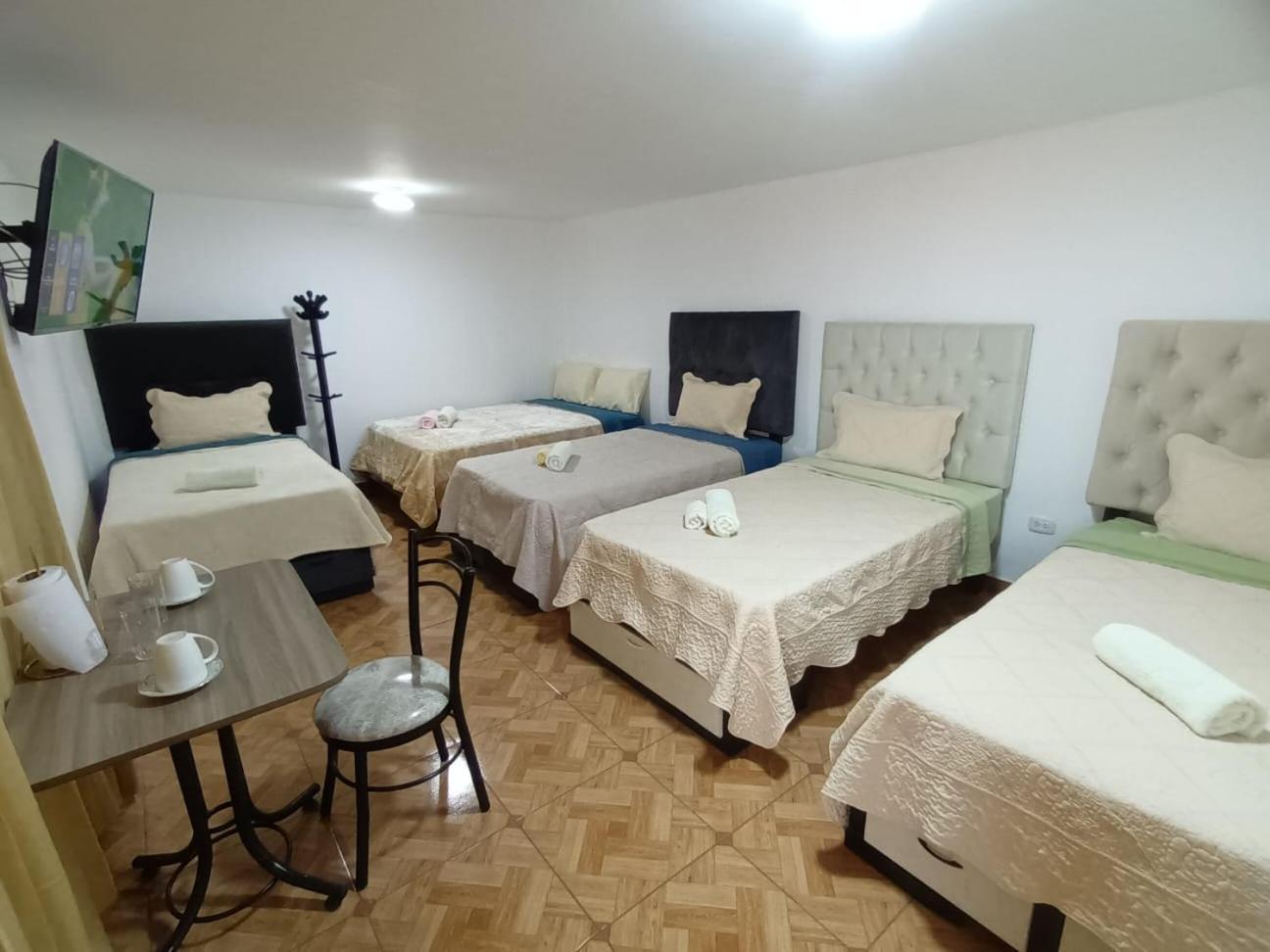Ferienwohnung Right Across From The Airport - Free Shuttle - A Y J Familia Lima Exterior foto