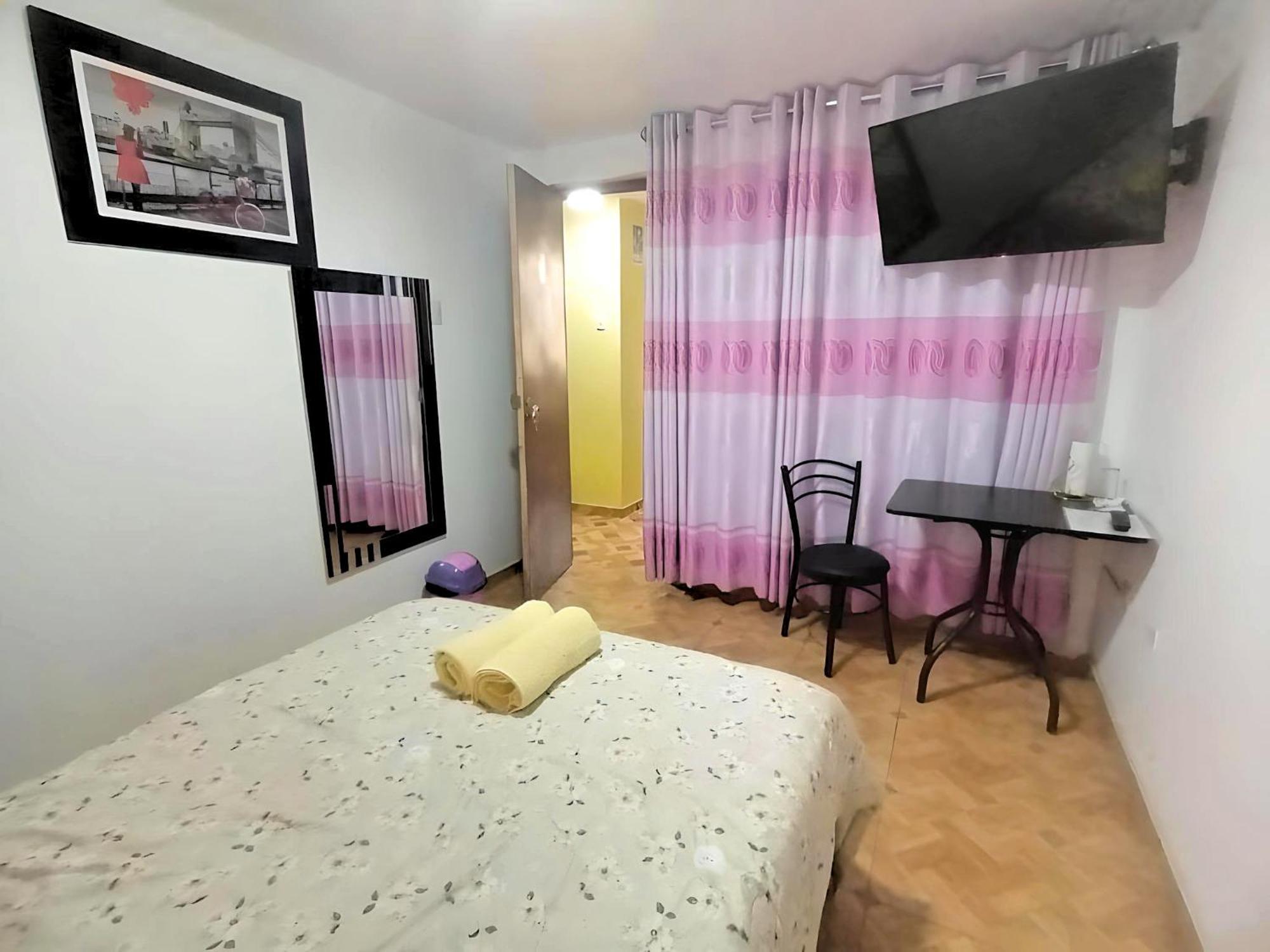 Ferienwohnung Right Across From The Airport - Free Shuttle - A Y J Familia Lima Exterior foto